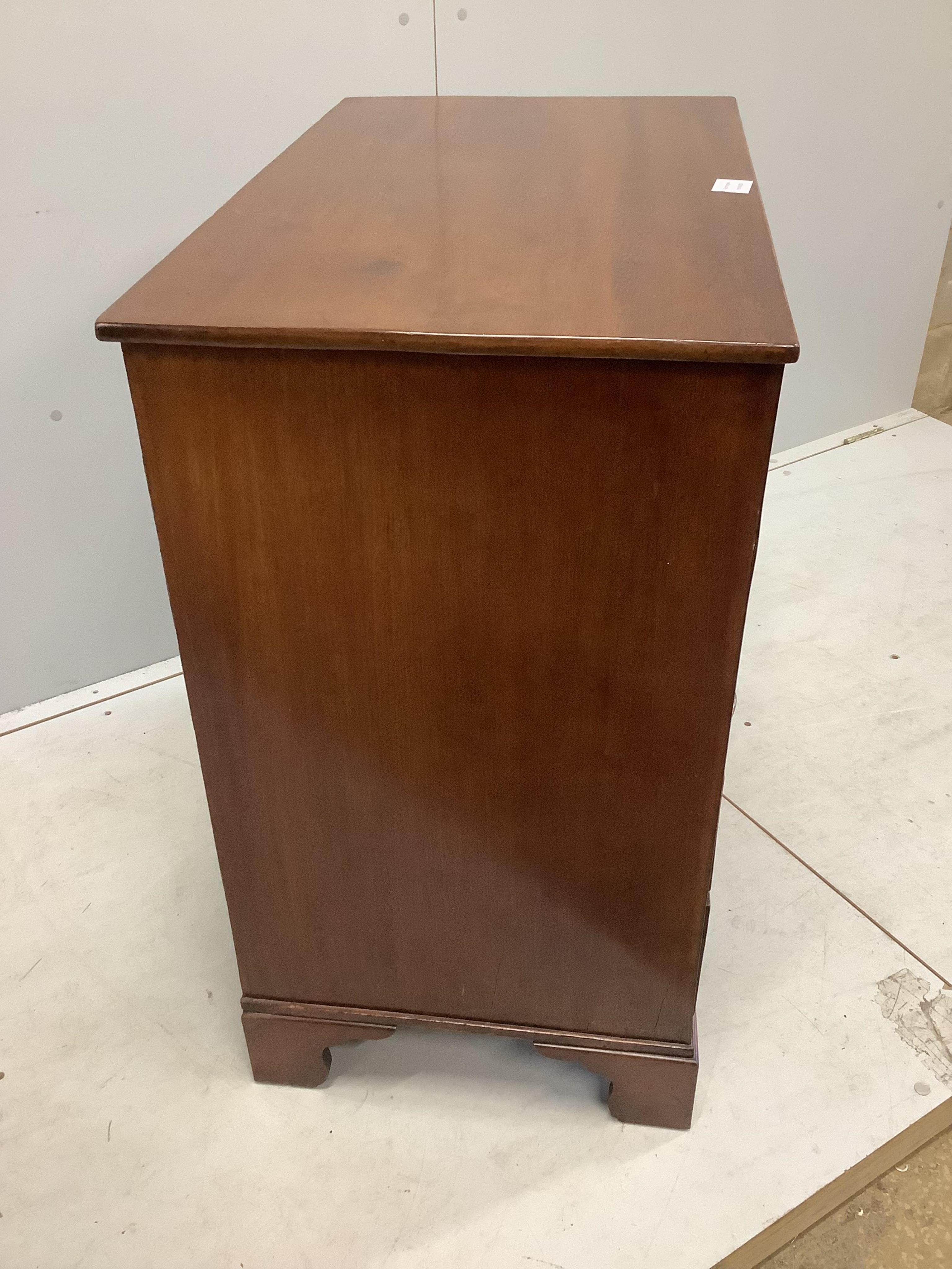 A small George III mahogany six drawer chest, width 77cm, depth 46cm, height 84cm. Condition - fair